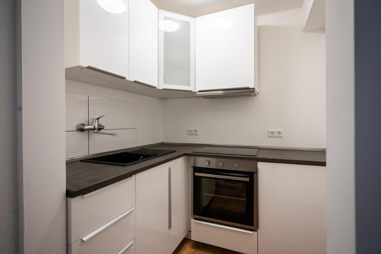 Old Town Apartment 2 Rooms/Baths ดุสเซลดอร์ฟ ภายนอก รูปภาพ